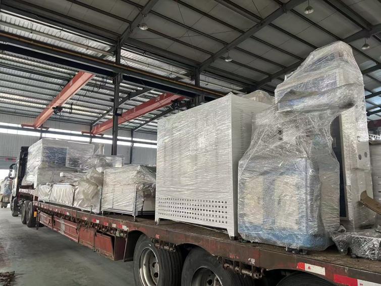 ဘတ်စ်ဘား ပြုပြင်ထုတ်လုပ်ရေး ပစ္စည်းကိရိယာများကို ပြည်တွင်းနှင့် ပြည်ပသို့ ပို့ဆောင်ခဲ့ပြီး၊ ထုတ်လုပ်မှုနှင့် ပို့ဆောင်မှု နှစ်ဖက်စလုံးတွင် အရှိန်မြှင့်တင်ခဲ့သည်2